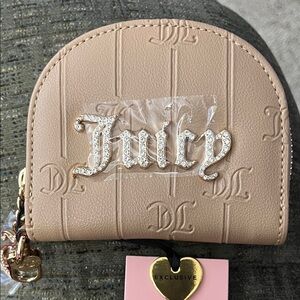 Juicy Couture Embossed Wall